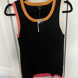 Ladies sleeveless top